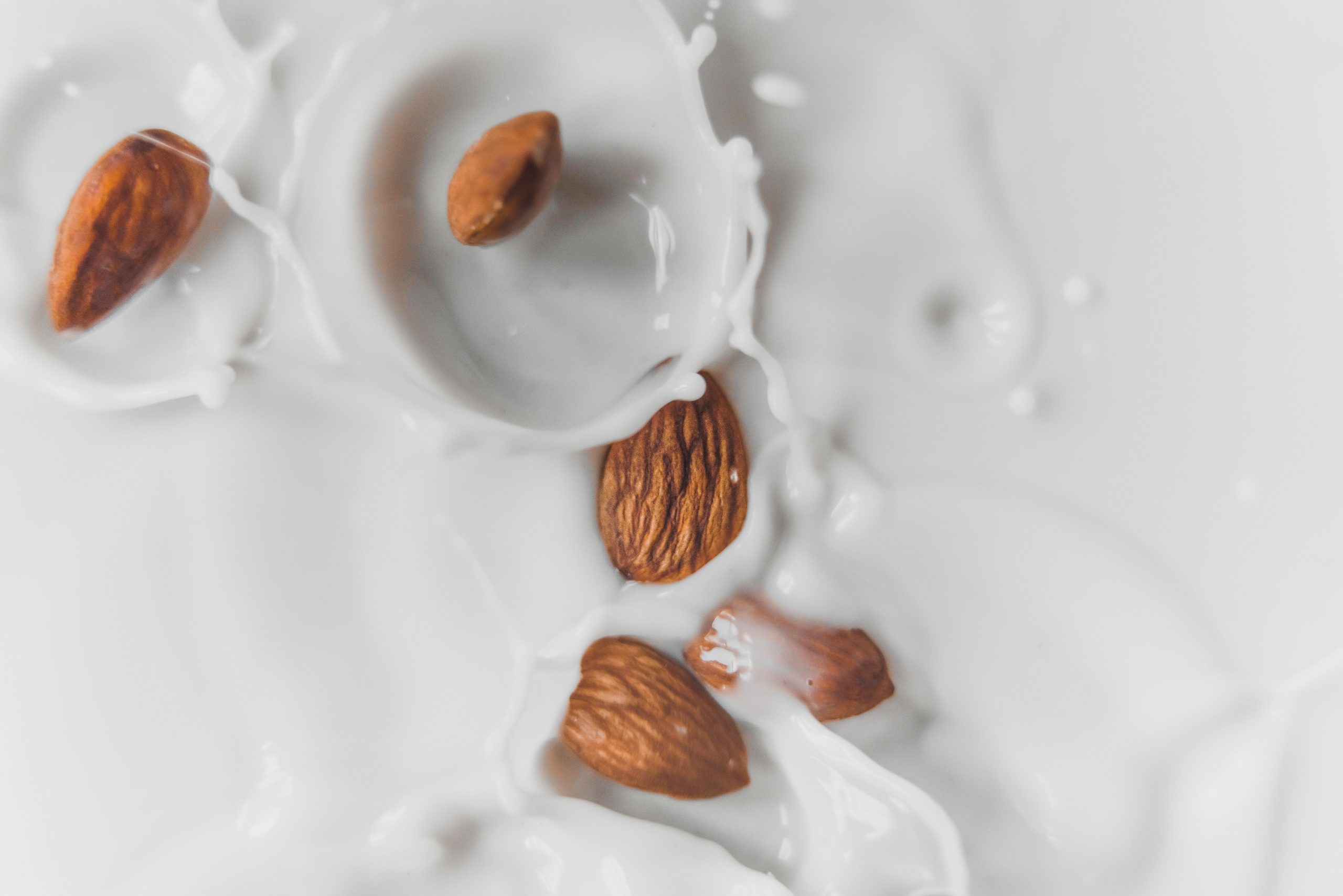almond milk 